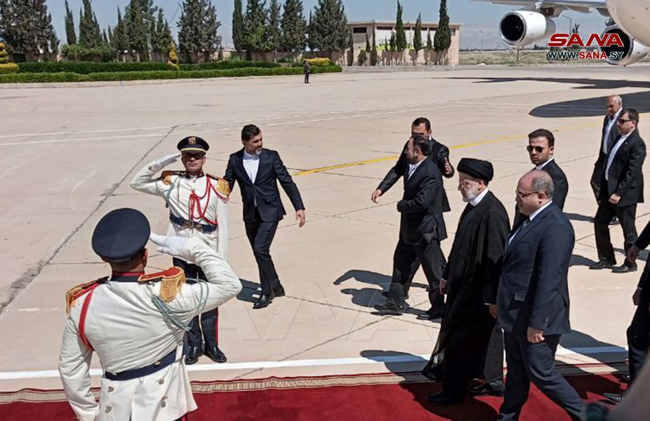 رئيسي يصل إلى دمشق في أوّل زيارة من نوعها